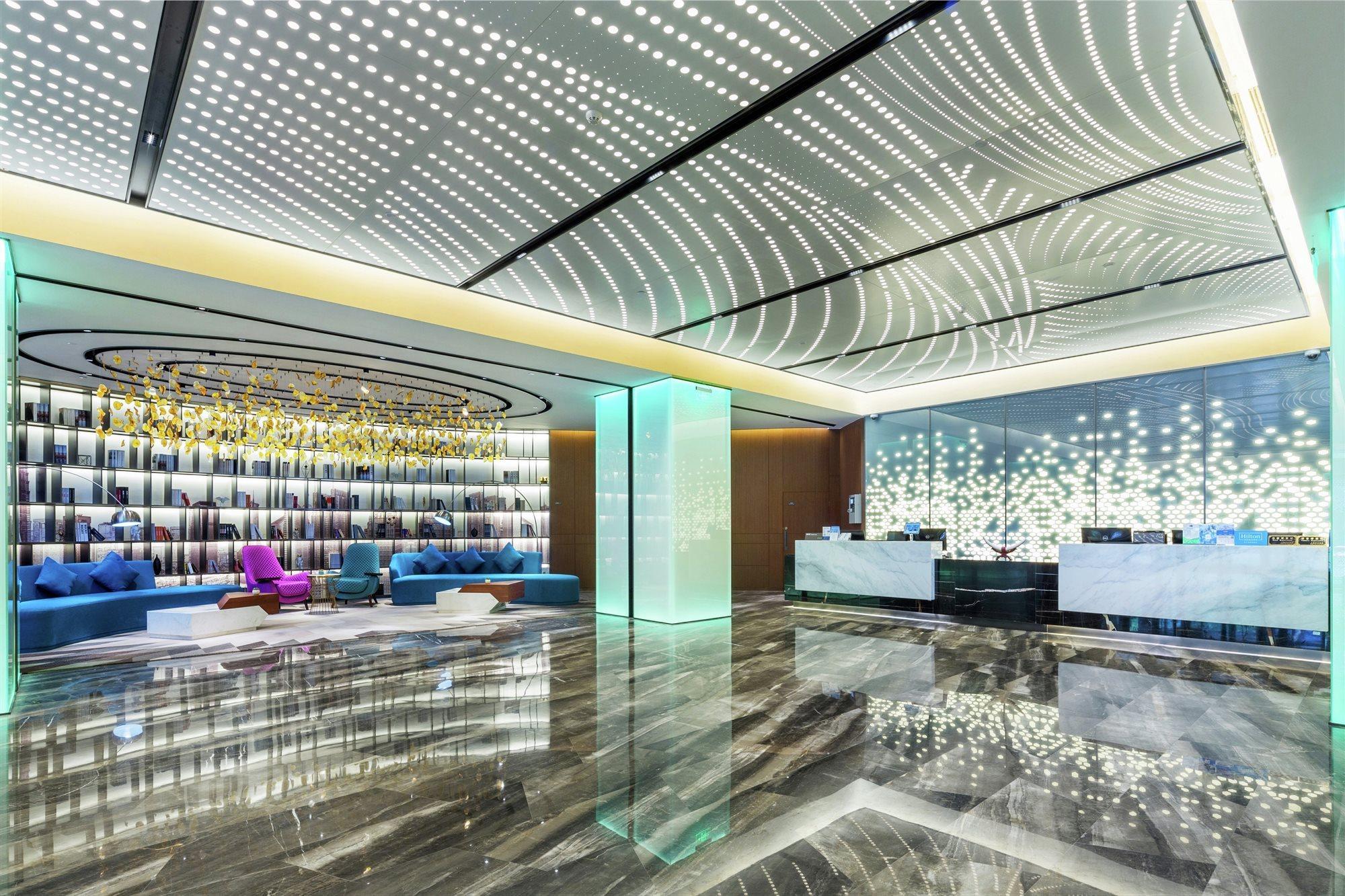 Hampton By Hilton Hongqiao Airport Hotel 4*