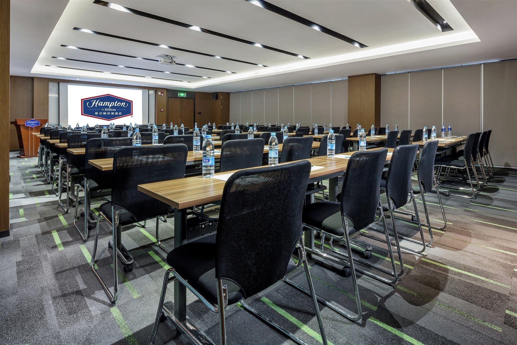 Hotel Hampton By Hilton Hongqiao Airport