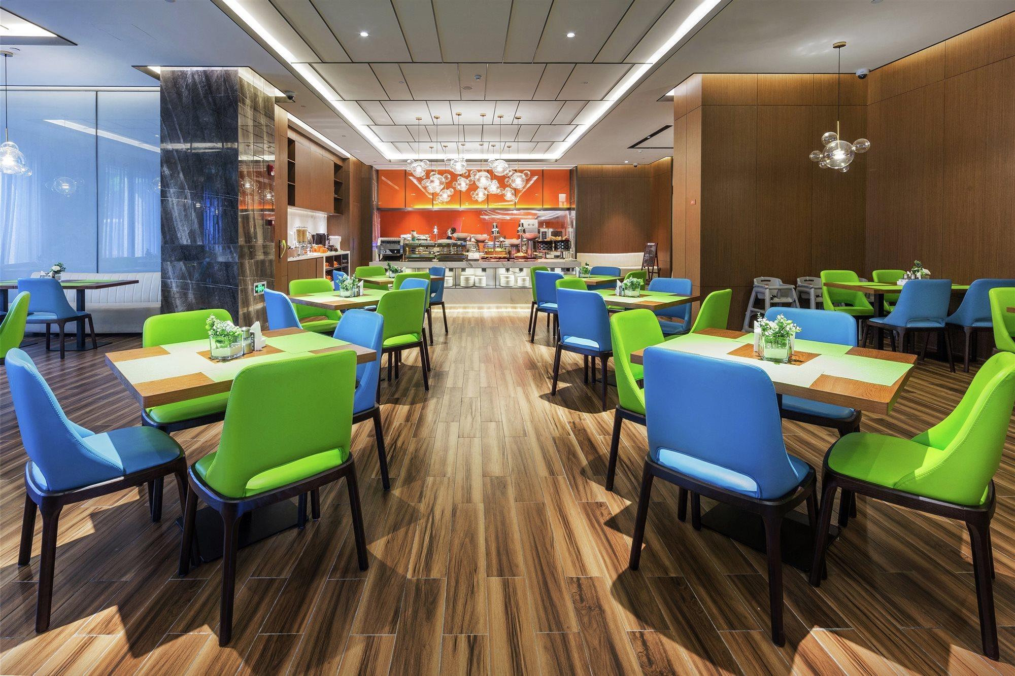 Hampton By Hilton Hongqiao Airport 4* Shanghai