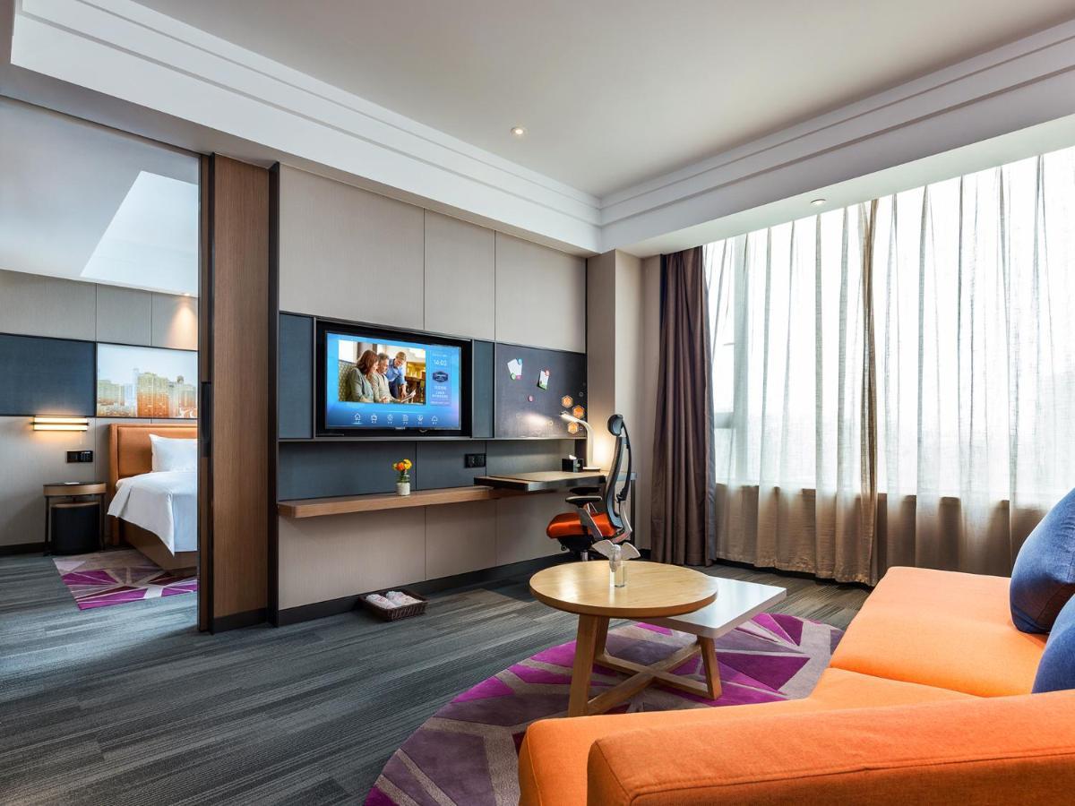 Hampton By Hilton Hongqiao Airport Hotel 4*